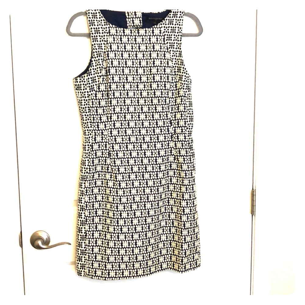 Banana republic navy/cream patterned dress